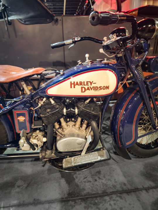 1930 VL - The VL was Harley-Davidson's all-new revolutionary machine.