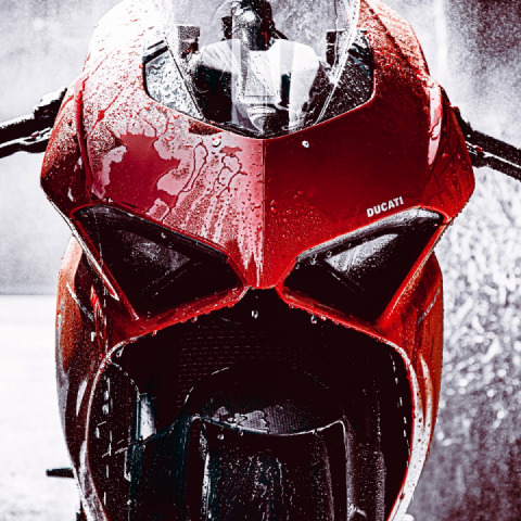 Don't worry if they see you sweat ? worry if they see you bleed... ?☠ (IG@ coolin_with_jay)