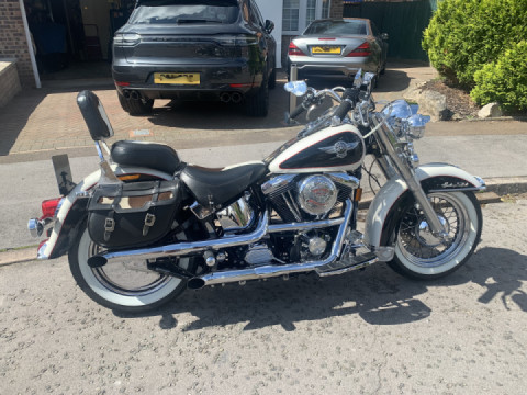 Harley Davidson 90th Anniversary Heritage Softail