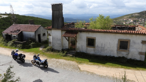 Ride with Rivers Ave, Vez and Coura at our side