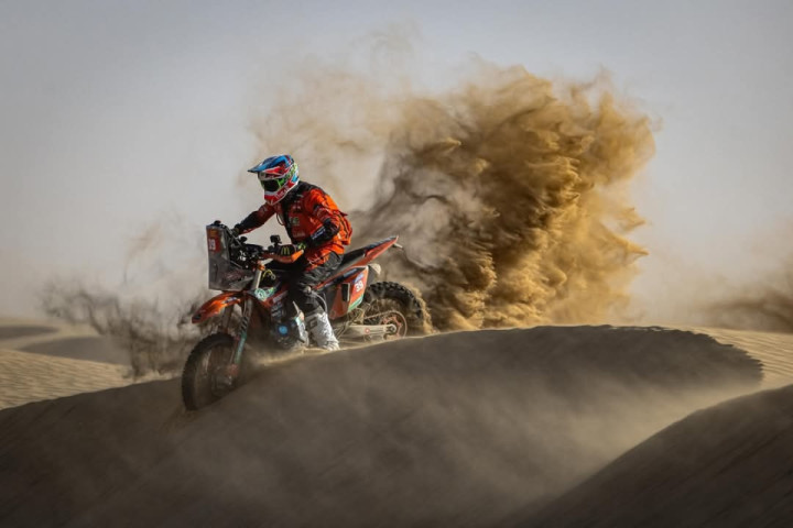 Awesome photos from Dakar2025