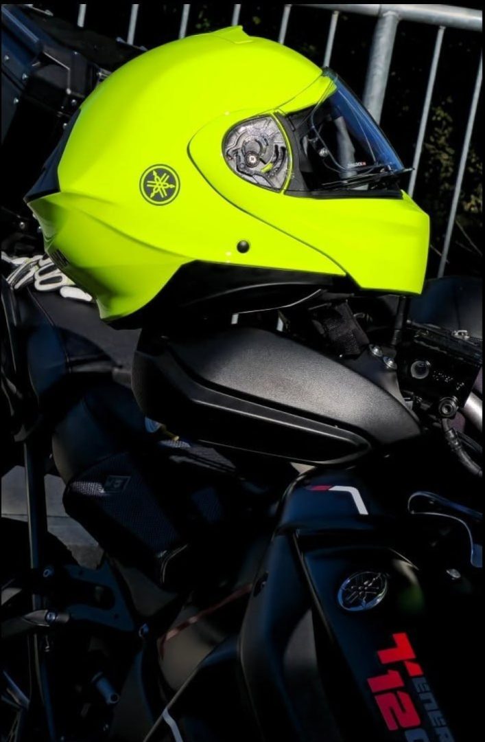 Neon helmet 🔥