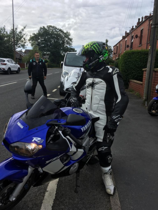 Meet Abby, my Yamaha r6