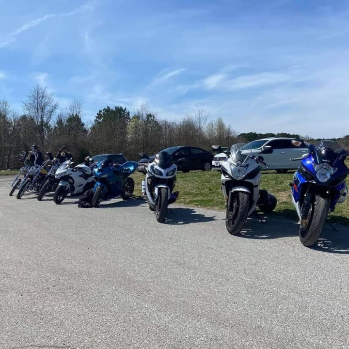 Haven't posted in a while! So here's some pics of the ride we did last weekend 