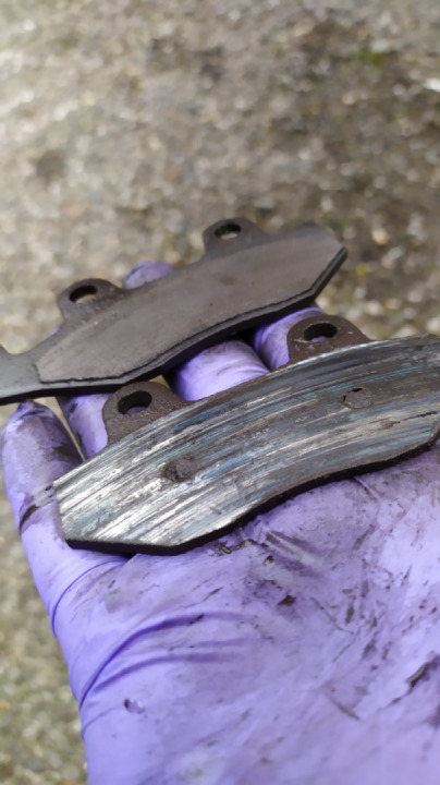My rear brake pads - whoooops ?