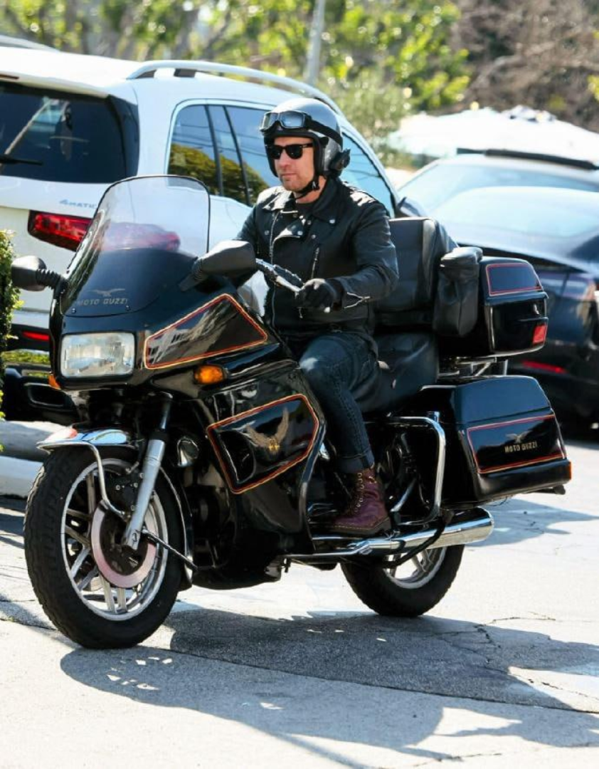 Ewan McGregor met a friend for lunch in Los Angeles on his motorcycle last Thursday.