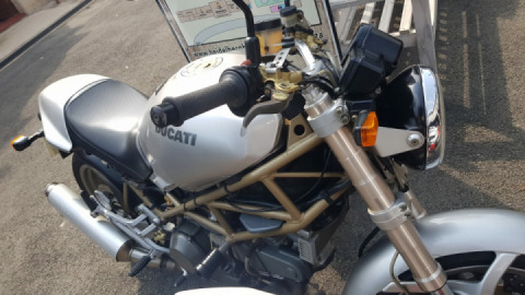 Sunday ride to Heidelberg Heritage Museum with friends.