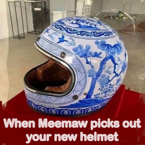 My mom had these plates. Grew up eating off of them