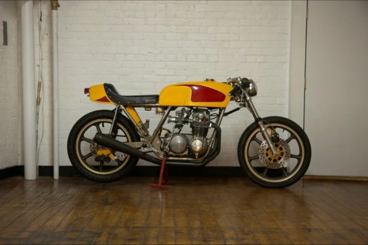 Famous CB550 build: "The Mantelpiece"