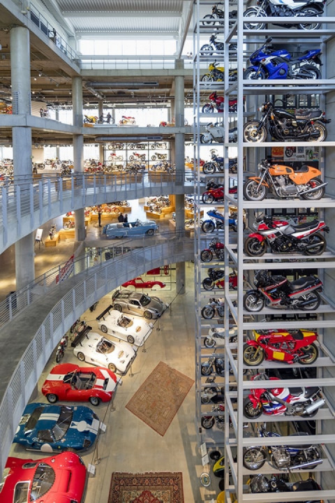 Barber Motorsports Park 16th Vintage Festival is October 8-10. Who’s going?!!