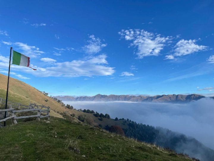 Breakfast in/between/above the clouds