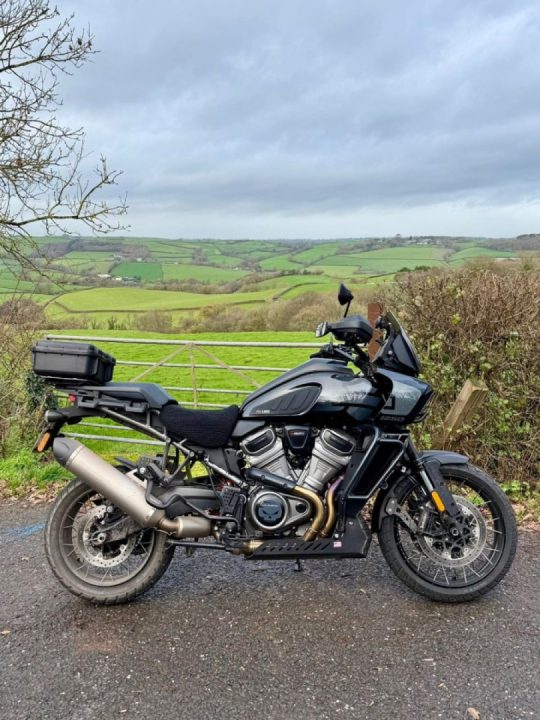 And she looks good with a bit of road muc on her, dirty girl ha ha