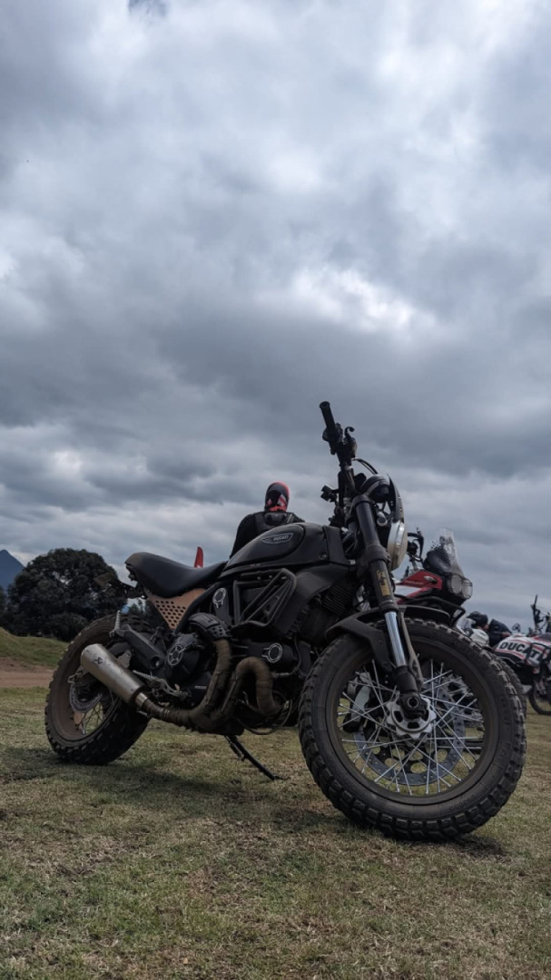 Off-road training day Capital Rider - Training and Adventure at Ducati Colombia