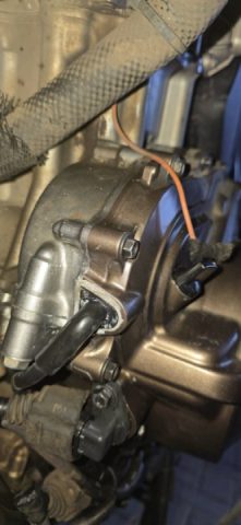 Sealed without removing the alternator case