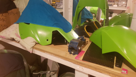 Whoo not bad plastics. first attmpt , repaired and sprayed by myself