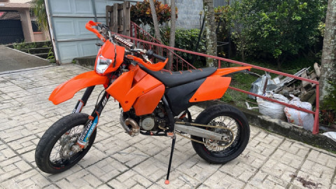 KTM 200
