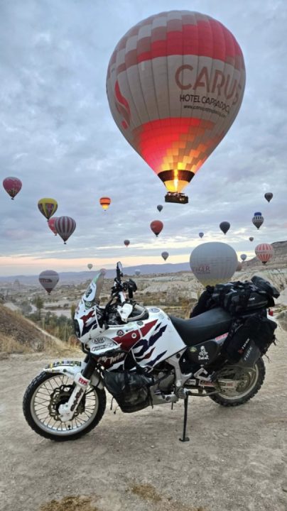 Mission accomplished. Riding among the hot air Balloons. Lots of fun.