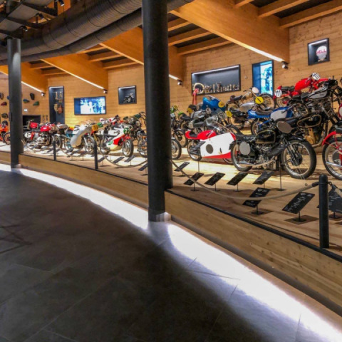 How sad, I am devastated to learn this catastrophic news !!