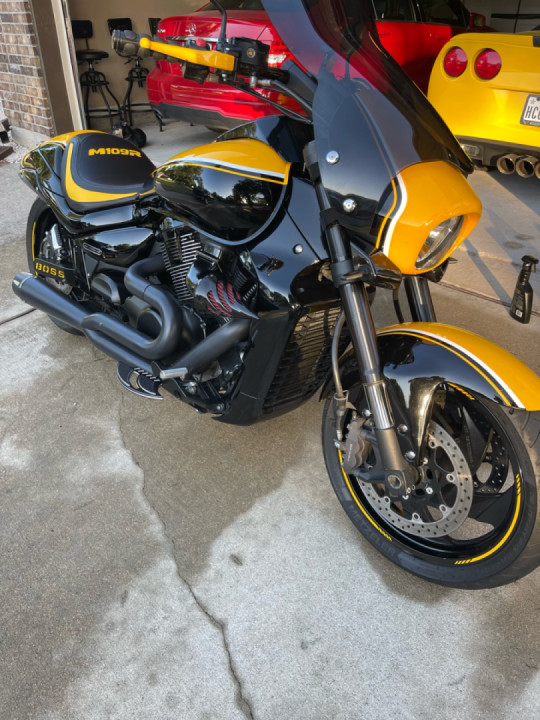 Cleaned up and ready for that ride into work before the ? degrees comes.