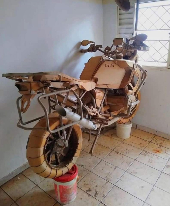 Bmw Gs Cardboard Edition