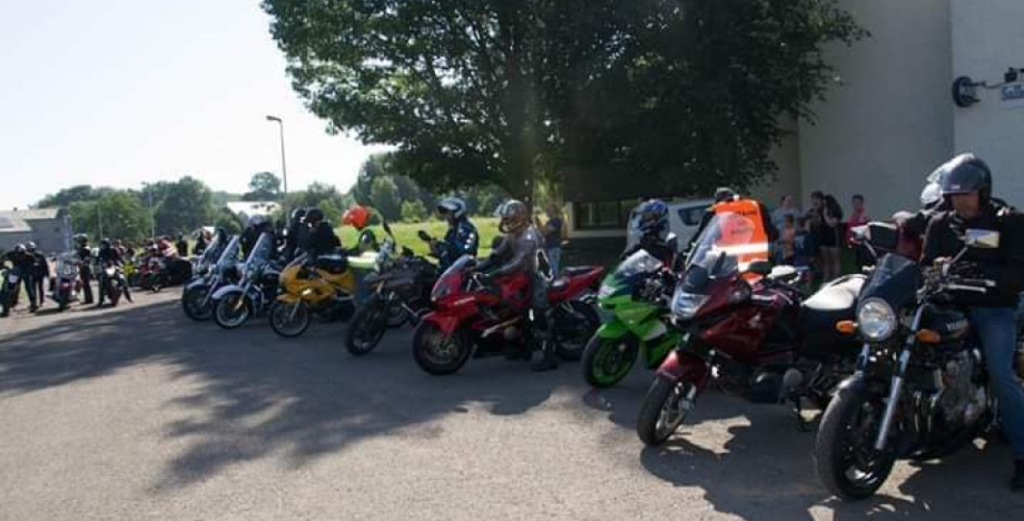 Balade moto, souper et soirée karaoké