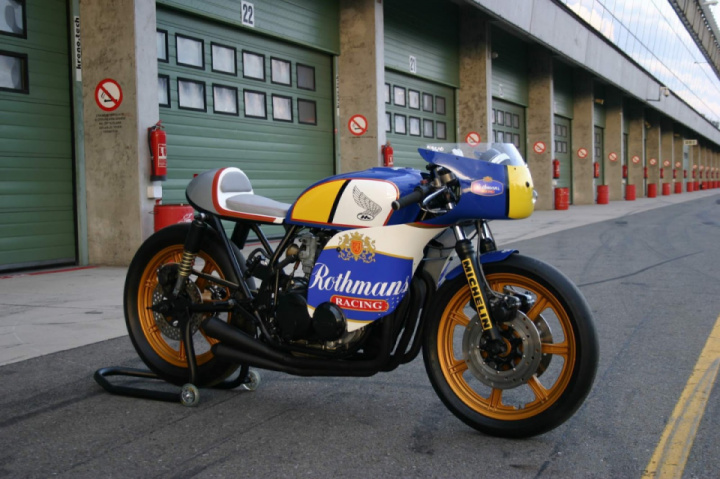 Honda CB500 Rothmans racing