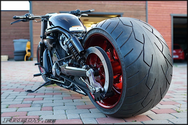 Harley-Davidson Night Rod on 360 Rear Wheel Is a Pure Mutant