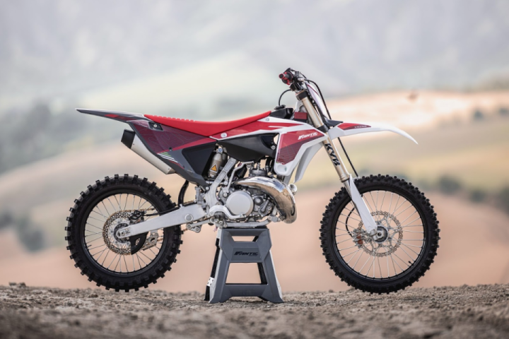 The 2023 Two-stroke and four-stroke, MX and Enduro models, and their prices