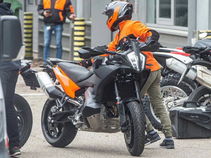 2023 KTM 890 Adventure Spotted, What’s New?