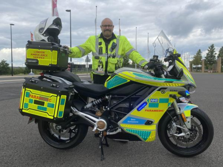 LONDON ELECTRIC MOTORCYCLE PARAMEDIC GIVEN TOP AWARD IN QUEEN'S BIRTHDAY HONOURS