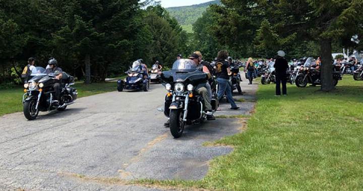 Hundred gather to honor seven motorcyclists killed in crash
