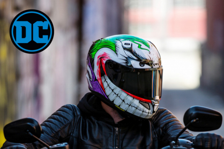 HJC Releases Joker themed helmet