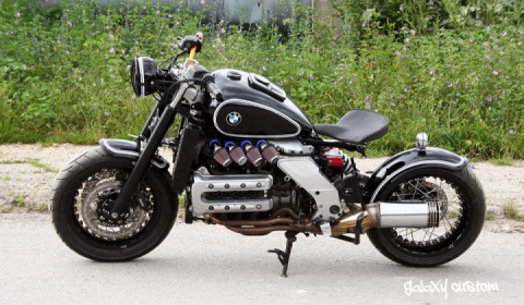 Radical Bobber BMW K1200RS by Galaxy Custom