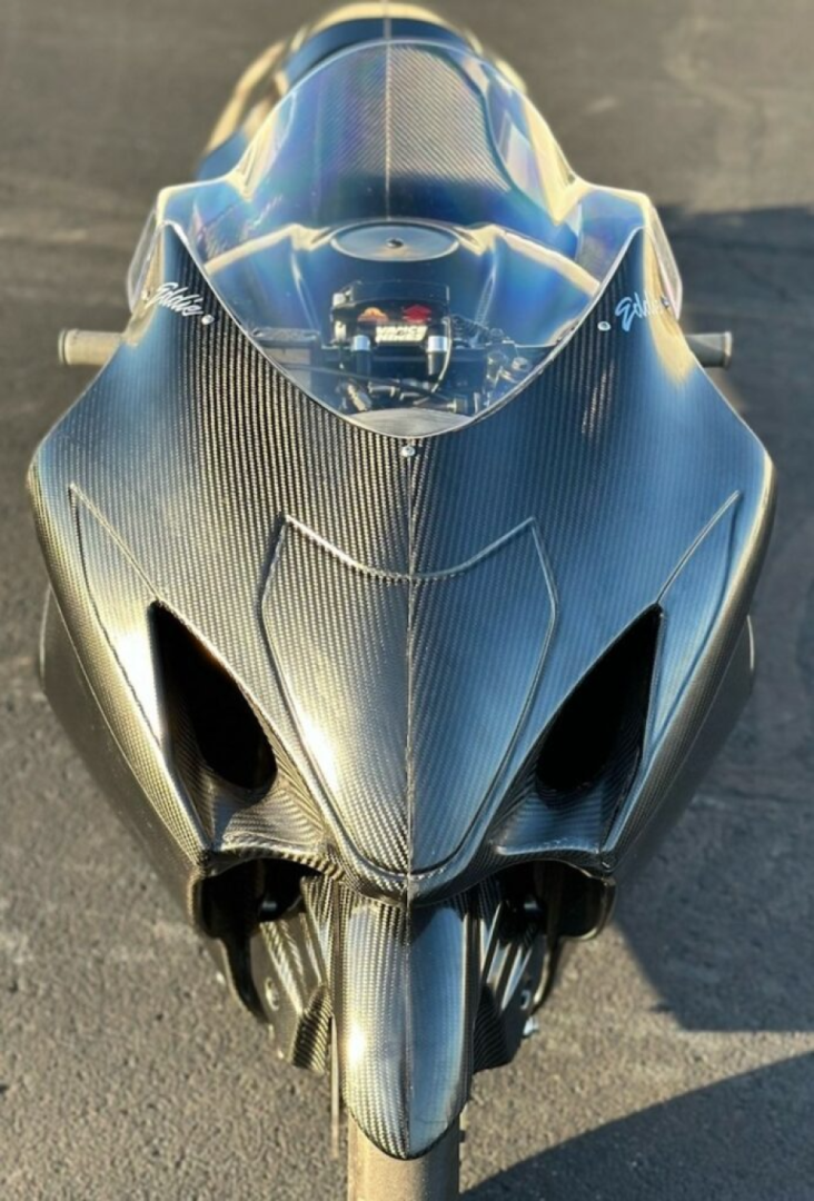 A view of the new bodywork for Vance & Hines/Mission/Suzuki NHRA Pro Stock's Hayabusa. Media sourced from Vance & Hines' press release.