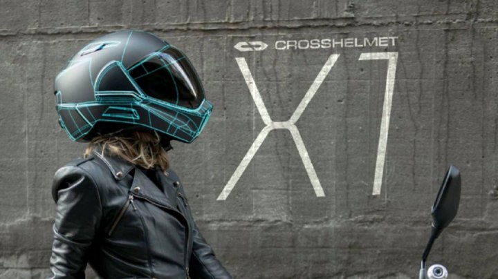 CrossHelmet X1: a smart helmet available on Android with 360° visibility