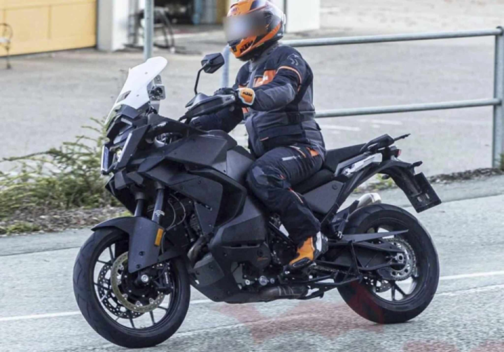 KTM unveils new face for 1290 Super Duke GT in 2024 release