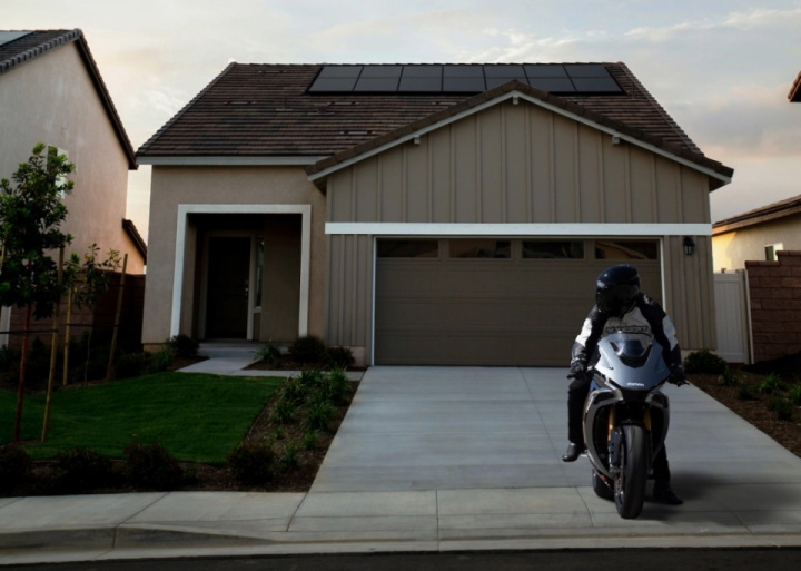 Damon Motorcycles announces Vehicle-To-Home electric motorcycle backup power