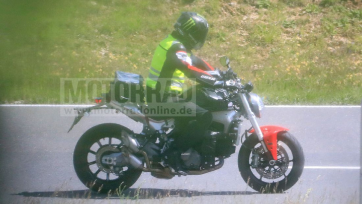 2021 Ducati Monster spotted testing in Germany - Spy Photos