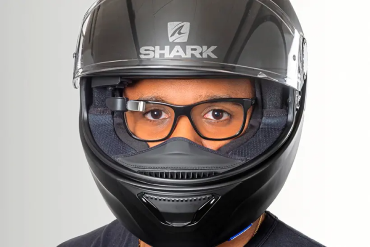 Eyelights HUD fitted to a Shark helmet