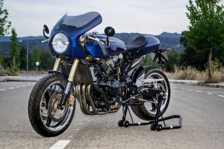 Three Stones Cycles: Honda Hornet 600 Cafe Racer