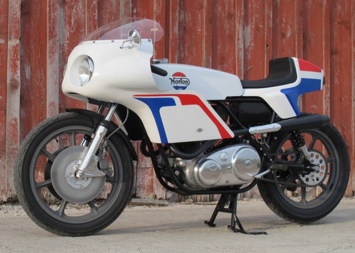 1974 Norton Commando 850 by Union Motorcycle