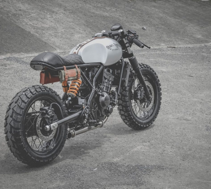 Honda Rebel 300 Cafe Racer By Zeus Custom