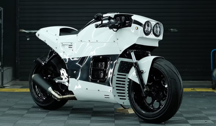 Would You Believe That This Sportbike Is Actually A Scooter?