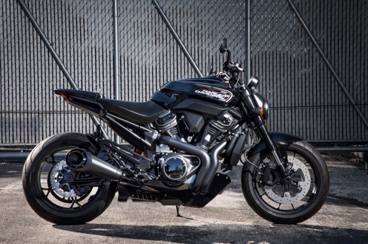 Harley-Davidson Streetfighter could be named as “Bareknuckle”
