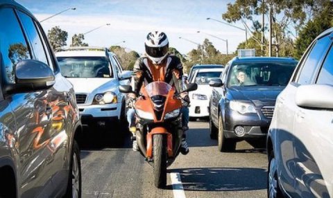 Toronto plans a pilot project to enable motorcycle lane filtering!