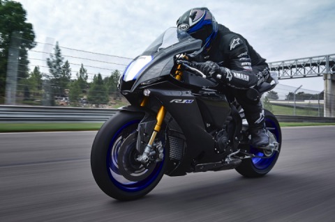 New Yamaha YZF-R1 and YZF-R1M 2020