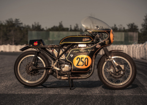 The Only Lyster Velocette In The World – Raced By Holly Varey
