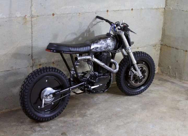 Suzuki LS650 Scrambler