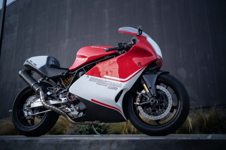 Championship Cycles: custom Ducati 1100 SuperStrada based on Ducati 900SS