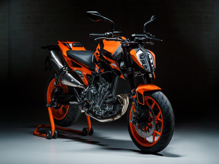 The official reveal of the KTM 890 Duke GP has taken place!